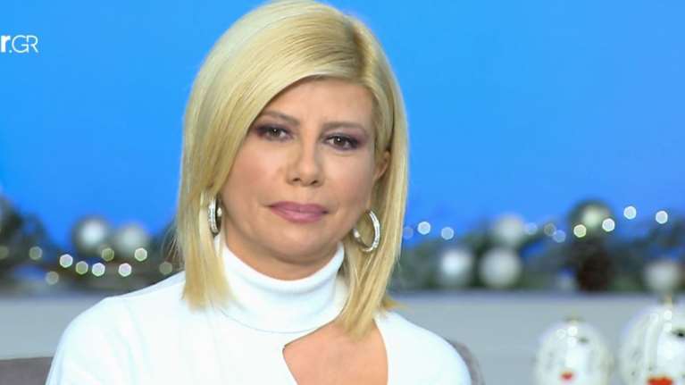 Συγκλονίζει η Ζήνα Κουτσελίνη: Όταν ο αλκοολικός πατέρας της πήγε να κάψει την ίδια και τη μητέρα της ζωντανές [Βίντεο]