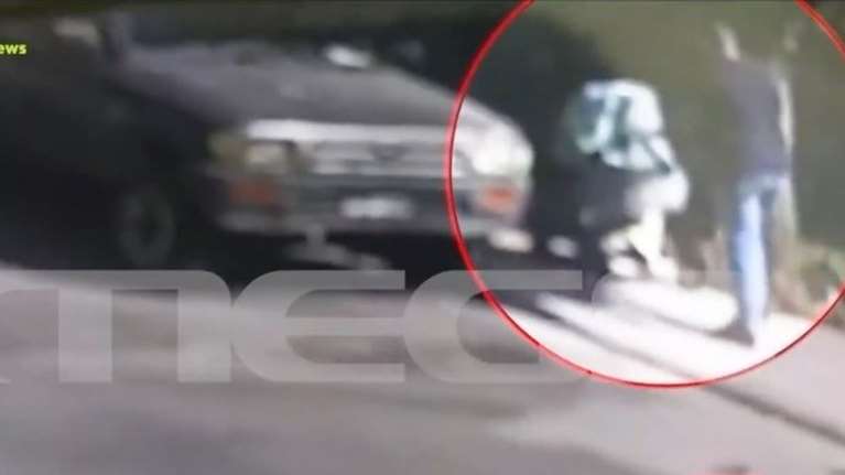 Καμίνια: Ποινική δίωξη στον 17χρονο για την αρπαγή βρέφους - Συνελήφθη και ο πατέρας του