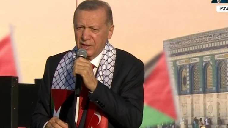 Φιέστα Ερντογάν για τη &quot;Μεγάλη Παλαιστίνη&quot;: &quot;Η Χαμάς δεν είναι τρομοκρατική οργάνωση, το Ισραήλ είναι δυναμη κατοχής&quot;