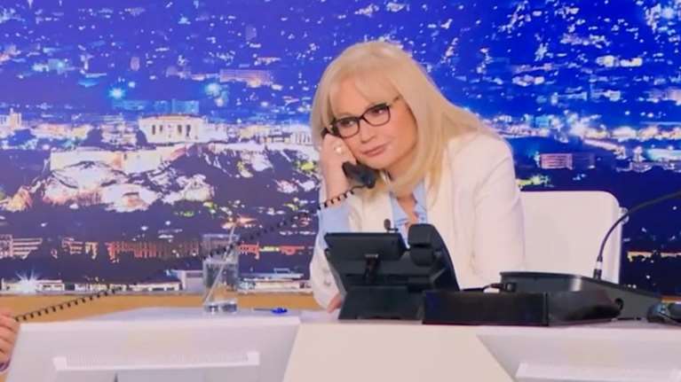 "Νικολούλη ψόφα": Το χυδαίο μήνυμα που έλαβε η δημοσιογράφος στον "αέρα" με το όνομα της Δήμητρας Πισπιρίγκου [βίντεο]