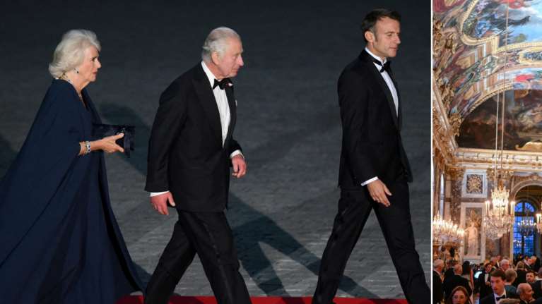 Royal dinner στις Βερσαλλίες: Το χειροφίλημα του Μακρόν στην Καμίλα, τα midnight blue φορέματα και το χλιδάτο δείπνο