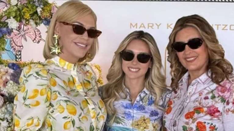 Μαριάννα Λαιμού Γουλανδρή: Με τη μητέρα της Χριστιάννα Β. Βαρδινογιάννη σε lunch για τον Σύλλογο ΕΛΠΙΔΑ