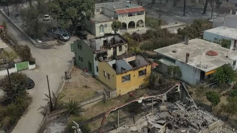 Εύβοια: Η βιβλική καταστροφή από ψηλά - Φουντώνει το μέτωπο από Γαλατσώνα προς Αβγαριά [βίντεο Up Stories]