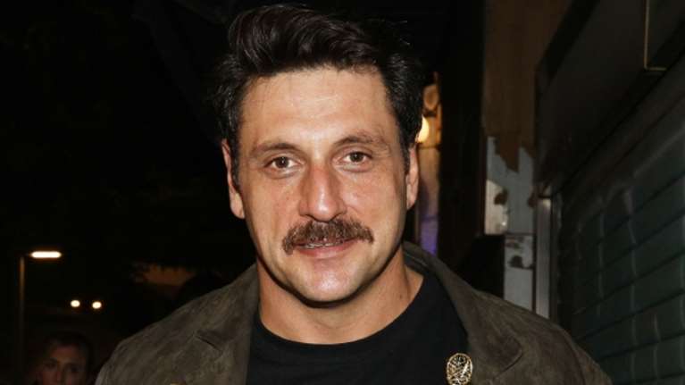 Γιώργος Χρυσοστόμου: &quot;20 χρόνια ξεροστάλιαζα, τι να σε κάνω τώρα που ήρθες;&quot;