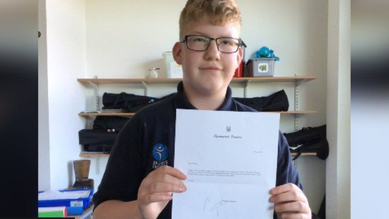 Ουκρανία: Ο Ζελένσκι απάντησε σε γράμμα που του έστειλε 12χρονος μαθητής από τη Βρετανία