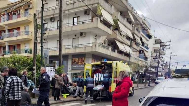 Ναύπακτος: 30χρονη παρασύρθηκε από αυτοκίνητο [βίντεο]