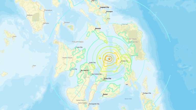 Ισχυρός σεισμός 6,9 Ρίχτερ στις Φιλιππίνες - Δεν εκδόθηκε προειδοποίηση για τσουνάμι