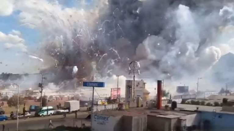 Ταϊλάνδη: Τουλάχιστον 9 νεκροί και 100 τραυματίες από εκρήξεις σε αποθήκη πυροτεχνημάτων [βίντεο]