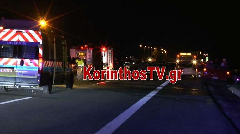 Απανθρακωμένος οδηγός σε τρομακτικό τροχαίο στην Αθηνών Κορίνθου - Εικόνες σοκ στο σημείο της τραγωδίας