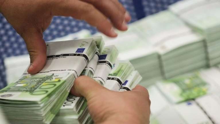 Ζεστό χρήμα 3 δισ. μέσα στον Δεκέμβριο: Το σχέδιο Μητσοτάκη για τη διάσωση των Χριστουγέννων