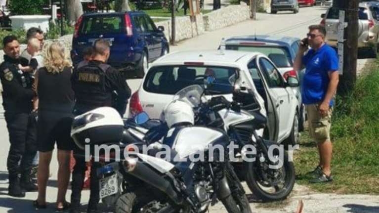 "Έτσι κάνουμε στη χώρα μας": Η απάντηση των γονιών που κλείδωσαν το παιδί τους στο αυτοκίνητο στη Ζάκυνθο