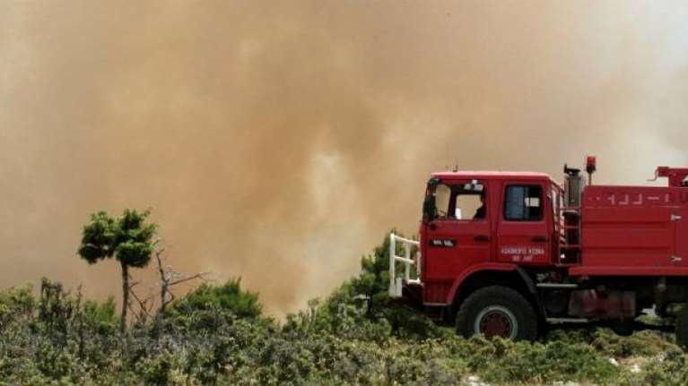 Φωτιές: Σε ύφεση τα μέτωπα σε Μεσσηνία και Έβρο - Ισχυρές εναέριες και επίγειες δυνάμεις της Πυροσβεστικής