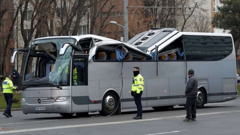 Τραγωδία στο Βουκουρέστι: Από Βόλο, Λάρισα και Θεσσαλονίκη οι επιβάτες του μοιραίου λεωφορείου - Εικόνες σοκ