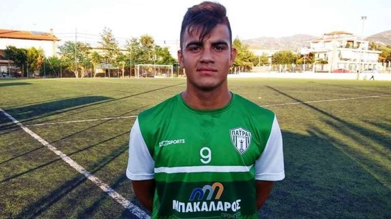 Πάτρα: Κατέρρευσε 22χρονος ποδοσφαιριστής - Νοσηλεύεται διασωληνωμένος