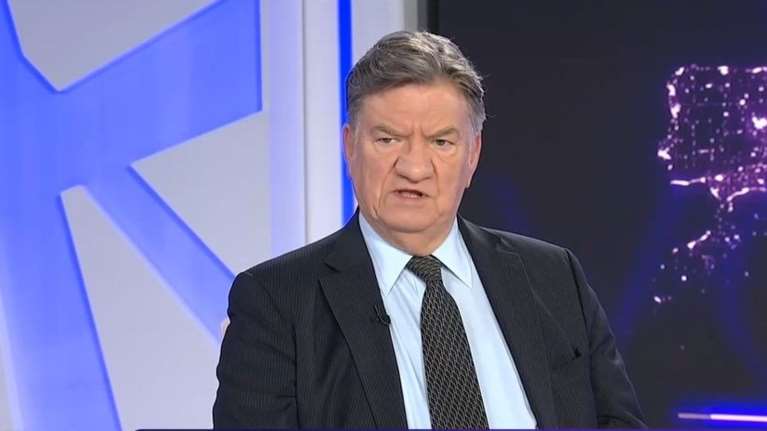 Ο Πέτρος Ευθυμίου αποκάλυψε την άγνωστη ιστορία με τον Κώστα Σημίτη και τους δύο φακέλους πριν τις εκλογές του 2000