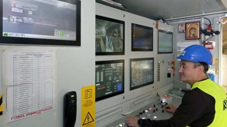 Ο &quot;πιλότος&quot; του μετροπόντικα αποκαλύπτει πώς είναι να εργάζεσαι 40 μέτρα κάτω από την γη - Στη νέα γραμμή 4