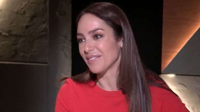 Δόμνα Μιχαηλίδου: Η μητέρα μου έλεγε για εμένα &quot;δεν είναι ωραίο κοριτσάκι, είναι καλή μαθήτρια&quot;, ήθελα να κρυφτώ