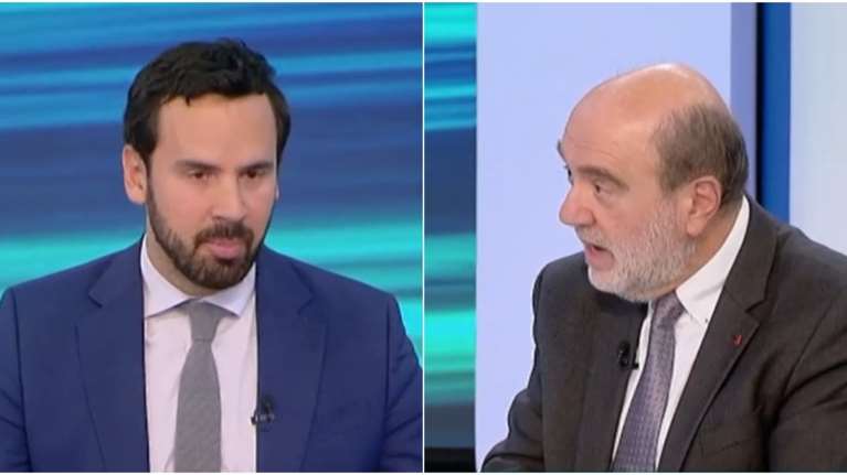 Άγρια κόντρα Ρωμανού - Αλεξιάδη για τα Τέμπη: &quot;Δεν μπορείτε να μας λέτε δολοφόνους&quot; - &quot;Γιατί; Τι θα μου κάνεις, θα με δείρεις;&quot;