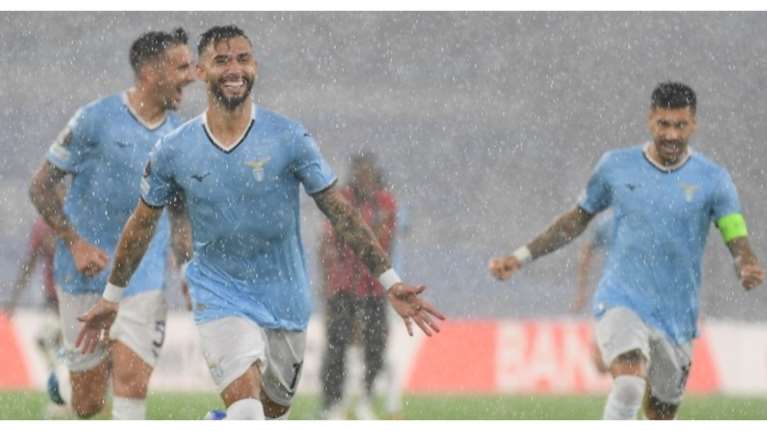 Europa League: Τεσσάρα με Μανδά βασικό η Λάτσιο - Ο Μαγκουάιρ έδωσε "παράταση" στον Τεν Χαγκ