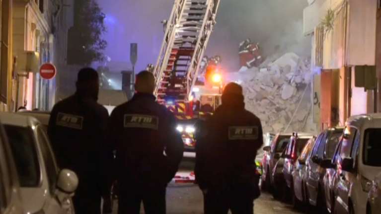 Κατάρρευση πολυκατοικίας στη Μασσαλία: Εντοπίστηκαν δύο νεκροί στα συντρίμμια [εικόνες]