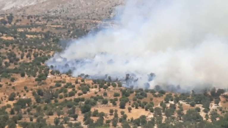 Φωτιά στο Ρέθυμνο: Οργανωμένο εμπρησμό καταγγέλλει ο δήμαρχος στον Άγιο Βασίλειο - Υπό πλήρη έλεγχο η πυρκαγιά