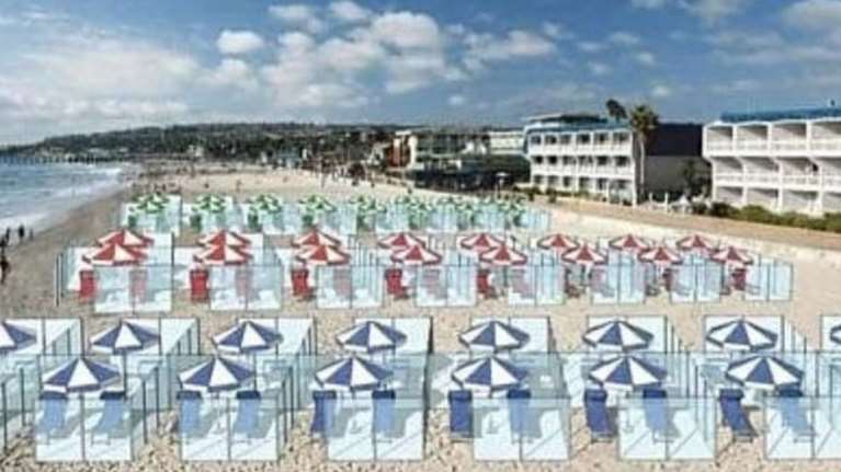 Κορονοϊός - Ιταλία: Σκέφτονται να βάλουν προστατευτικά παραβάν από πλεξιγκλάς στις οργανωμένες πλαζ