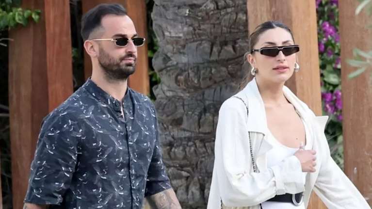 Η φωτογραφία του Άρη Σοϊλέδη αγκαλιά με τη νέα του σύντροφο, Μαριλίνα Κυπαρίσση