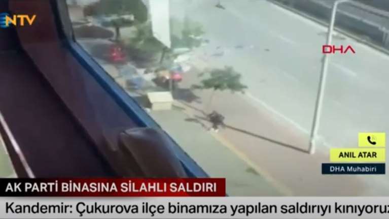 Τουρκία: Ένοπλη επίθεση στα γραφεία του κόμματος Ερντογάν στα Άδανα [Βίντεο]