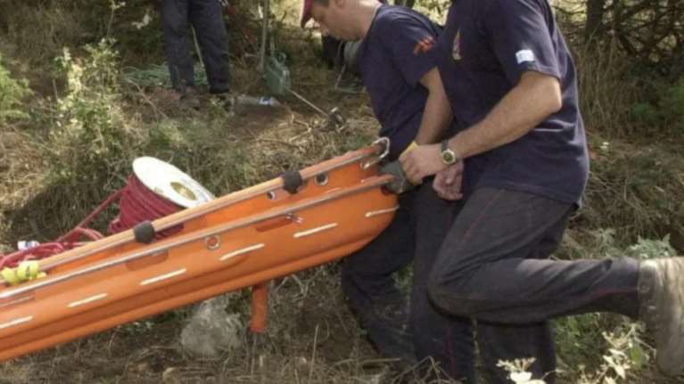 Λάρισα: Η ΕΜΑΚ διέσωσε 70χρονο κυνηγό που έπεσε σε χαράδρα