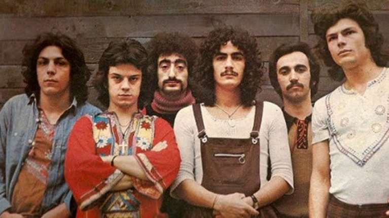 Πέθανε ο Ηλίας Μαρινάκης - Ο μπασίστας των θρυλικών &quot;Πελόμα Μποκιού&quot;