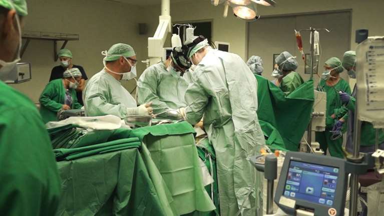 Συγκλονίζει ο πατέρας του 15χρονου Δημήτρη: &quot;Ευχαριστώ το αγγελούδι που έδωσε ζωή στο παιδί μου&quot; [βίντεο]