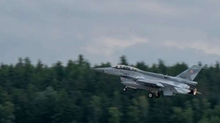 Έληξε ο συναγερμός στην Πολωνία για τα ρωσικά drones – Παραμένουμε σε εγρήγορση λέει ο Τουσκ