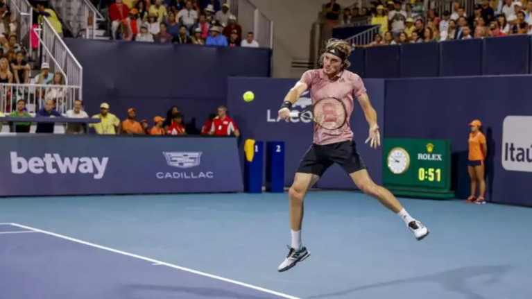 Miami Open: Ήττα για τον Τσιτσιπά