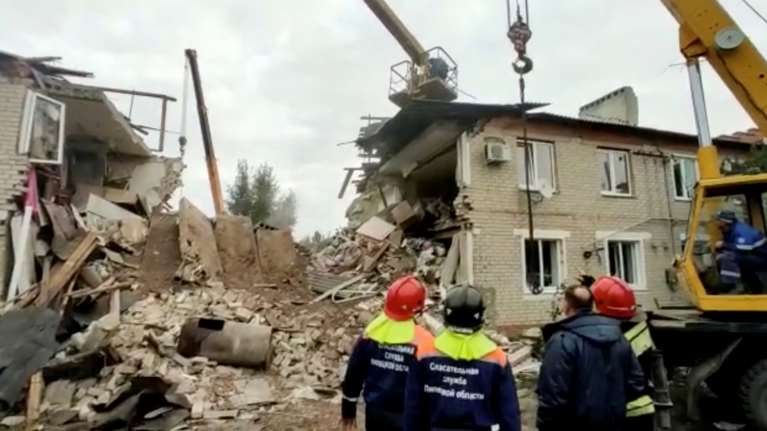 Ρωσία: Τρεις νεκροί, ανάμεσα τους και ένα 11χρονο κορίτσι, μετά από κατάρρευση κτιρίου [Εικόνες - βίντεο]