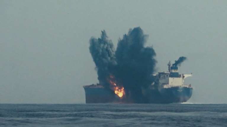 Ερυθρά Θάλασσα: Νέα επίθεση σε ελληνόκτητο πλοίο - Δύο αγνοούμενοι και δύο τραυματίες φρουροί ασφαλείας