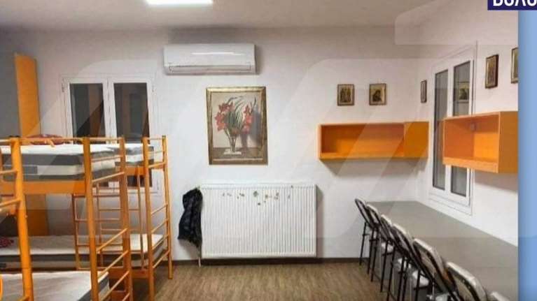 "Κιβωτός του Κόσμου": Φωτογραφίες από το εσωτερικό της δομής του Βόλου - "El Capitano" ο πατέρας Αντώνιος