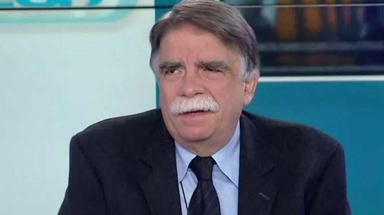 Βατόπουλος: Οι δύο δόσεις παρέχουν προστασία έως 50% για τη μετάλλαξη Όμικρον - Ανοιχτό το ενδεχόμενο ενός lockdown [βίντεο]