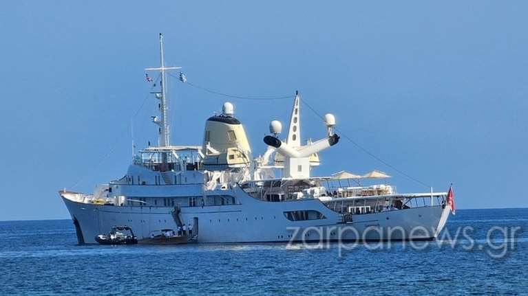 Στα Χανιά η θαλαμηγός του Ωνάση: Το εμβληματικό σκάφος &quot;Christina O&quot;