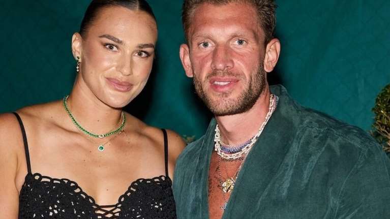 "Ελπίζω σύντομα να σε λέω αλλιώς": Η Σαμπαλένκα... πιέζει για γάμο τον σύντροφό της μετά τη νίκη σε τουρνουά