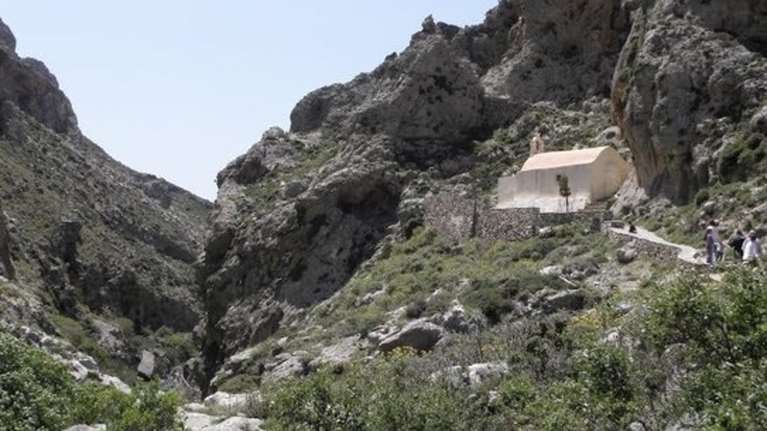 Τραγωδία σε φαράγγι στην Κρήτη: Νεκρός ο 32χρονος πυροσβέστης που είχε χαθεί
