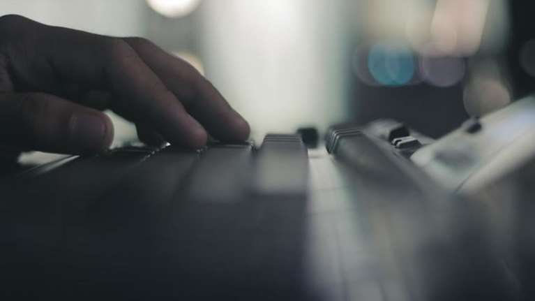 Θεσσαλονίκη: Φυλάκιση με αναστολή σε καθηγητή που κατείχε υλικό παιδικής πορνογραφίας