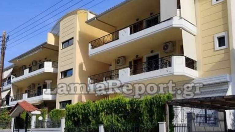 Δολοφονία 84χρονης στα Καμένα Βούρλα: Τα ματωμένα παπούτσια "πρόδωσαν" την 50χρονη - Χάθηκαν τα 10.000€ στη ντουλάπα