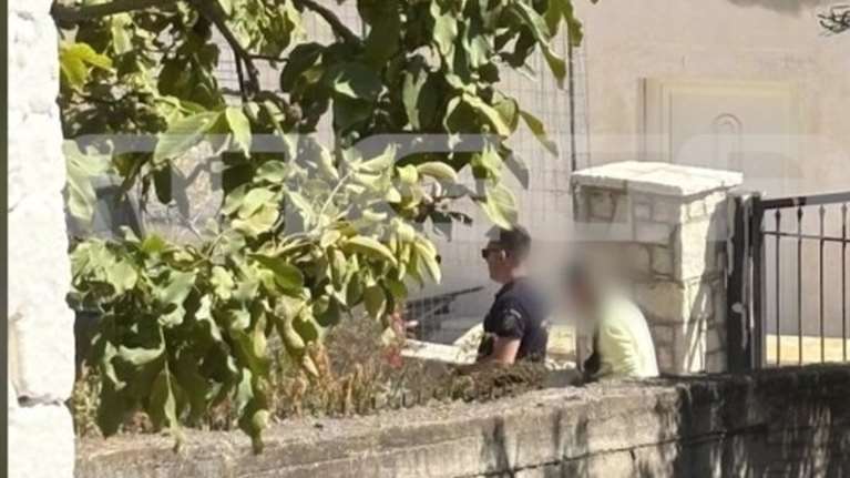 Πώς αποκαλύφθηκε η φρίκη στη Βοιωτία: Η 62χρονη διευθύντρια ΚΕΠ έθαψε τη μητέρα της σε στάβλο για ένα επίδομα και μια σύνταξη