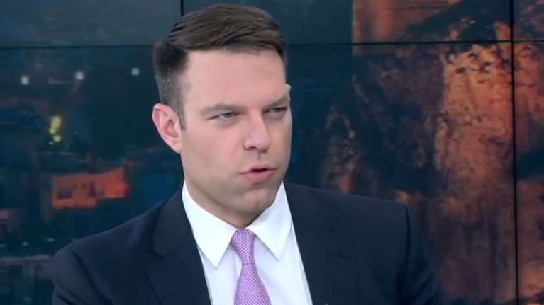 Κασσελάκης: &quot;Ο ΣΥΡΙΖΑ θα ψηφίσει το νομοσχέδιο για τα ομόφυλα ζευγάρια με κομματική πειθαρχία - Εκβιαζόμενος ο Ανδρουλάκης&quot;