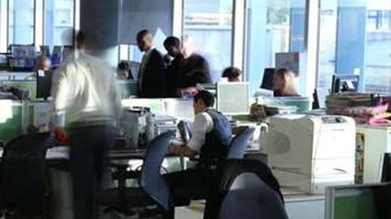 Θερινός εφιάλτης για ανεργία στο 20%: Γιατί δεν μπορεί να μετρηθεί με ακρίβεια ως τον Σεπτέμβριο