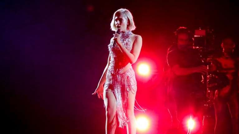 Eurovision 2021: Η Ελενα Τσαγκρινού, σέξι και εντυπωσιακή, έκανε την πρώτη της πρόβα [βίντεο]