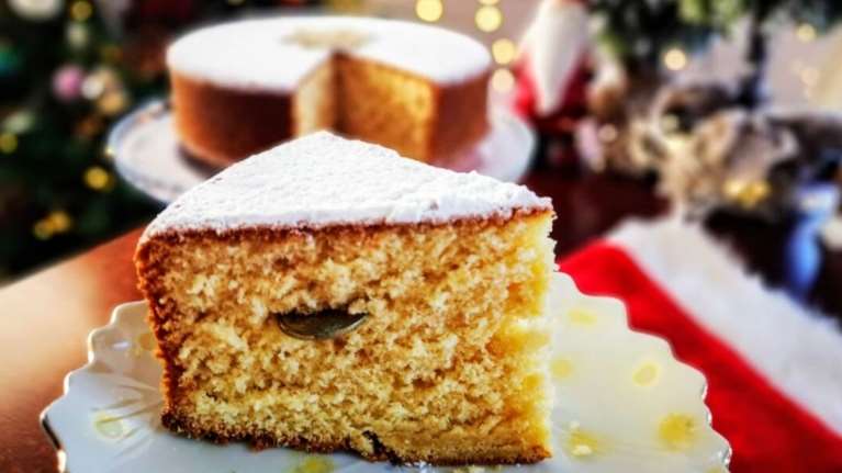 Συνταγή για την πιο εύκολη βασιλόπιτα κέικ - Πεντανόστιμη και αφράτη