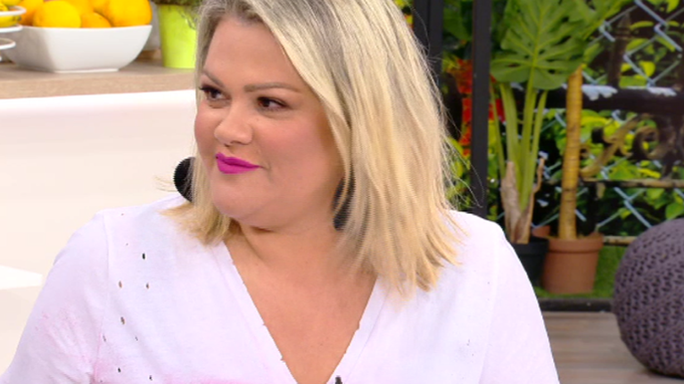 Εγκλωβισμένη στην Αττική οδό και η δημοσιογράφος Χρίσλα Γεωργακοπούλου: &quot;Δεν υπήρχε καμία βοήθεια, ήμασταν απελπισμένοι&quot;