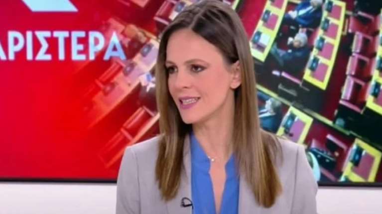 Η Αχτσιόγλου απάντησε γιατί δεν είναι πρόεδρος της Νέας Αριστεράς - Παράθυρο για συνεργασία και με το ΠΑΣΟΚ