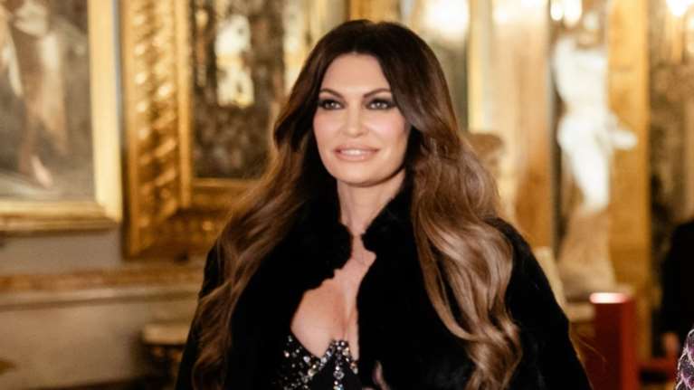 Η Κίμπερλι Γκίλφοϊλ σε μία super glam εμφάνιση στο ιστορικό Παλάτι Colonna στη Ρώμη